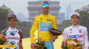 Il podio del Tour2014: con Nibali, i francesi Pèraud e Pinot