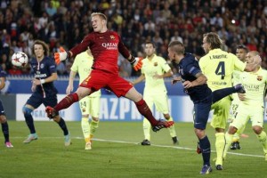 Il gol di testa di Marco Verratti al Barça