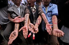 Yemen, negozi serrati per le proteste