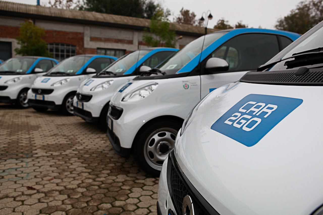 Roma: arrivano le Smart Car2Go