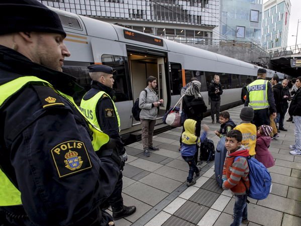 Migranti, Svezia annuncia 80 mila rimpatri