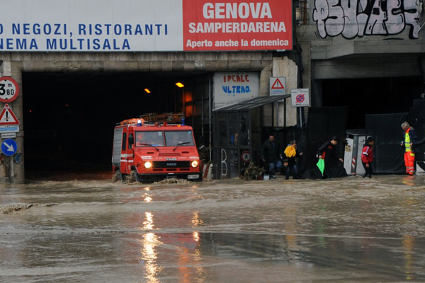 Allerta maltempo: nubifragio a Genova