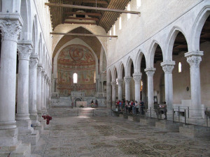 interno_basilica_aquileia_archivio_turismo_FVG
