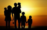 La famiglia come rifugio. Istat: felici in casa, meno fuori