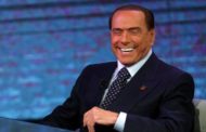 Berlusconi. Dalla politica all'avanspettacolo