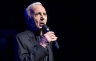 Muore Aznavour: finisce l'epoca degli chansonnier