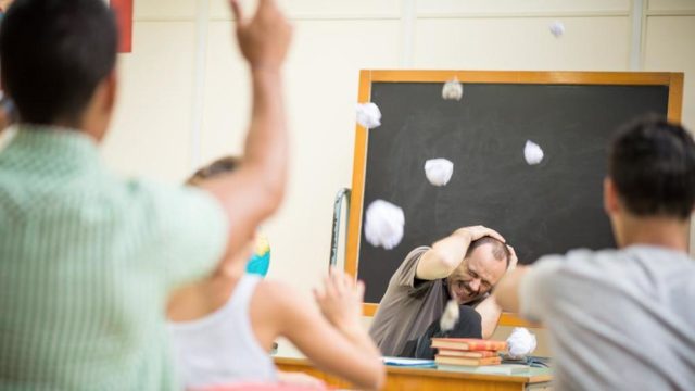 insegnanti stanchi demotivati